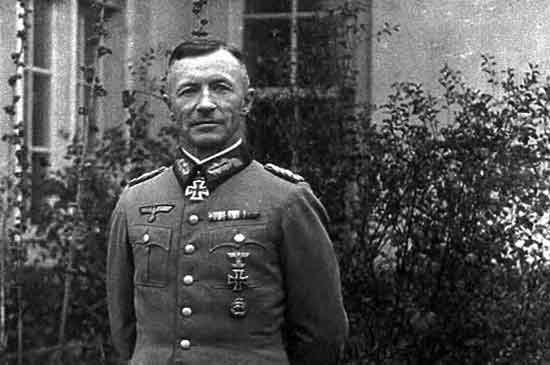 General Artur Schmitt