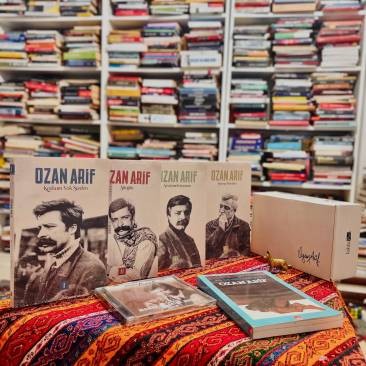 ozan arif külliyatı